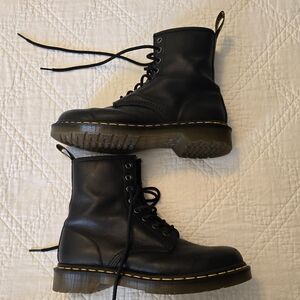 Doc Martens Boots